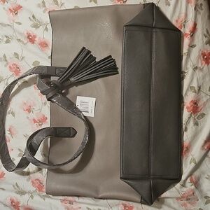 DSW Large Capacity Faux Leather Gray Tote Bag